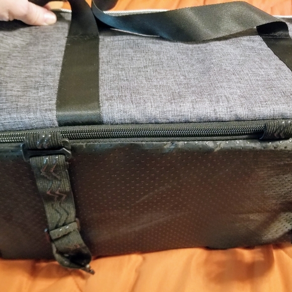 LITTLE FAMILY MEMBER CAR SEAT! NEW WOT - Picture 6 of 10